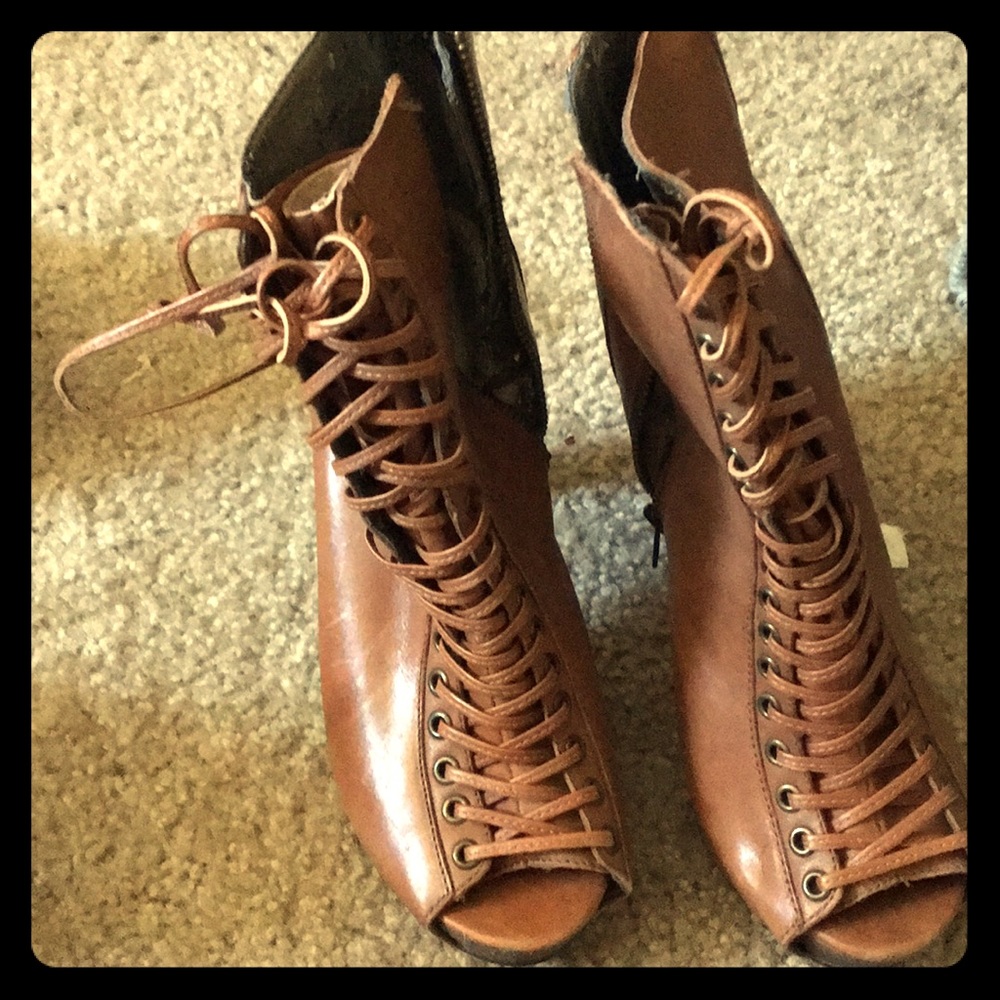 Steve Madden peep toe boots